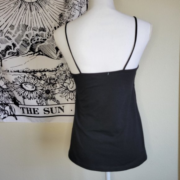 XS Kimchi Blue Shimmery Spaghetti Strap V-Neck Top - Picture 2 of 4